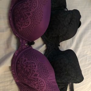 COPY - 2 victoria’s secret bras